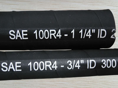 Two SAE 100 R4 hydraulic hoses of different inner diameters.